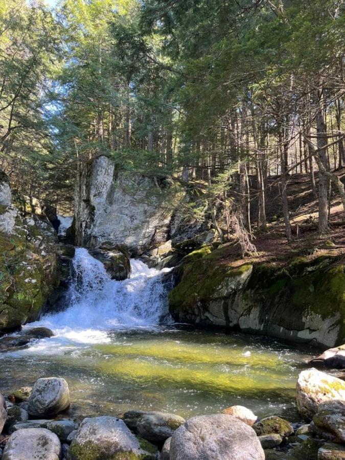 Madbush Falls Waitsfield Экстерьер фото